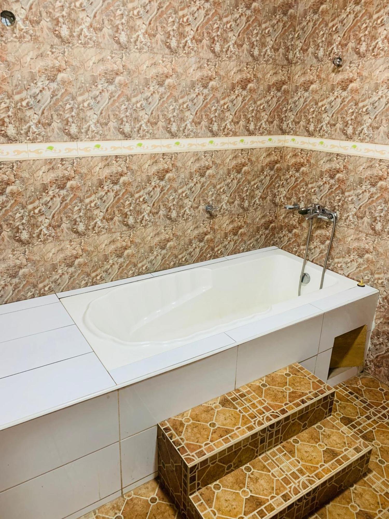 Dc Ambassadors Hotel Dawhwenya 외부 사진