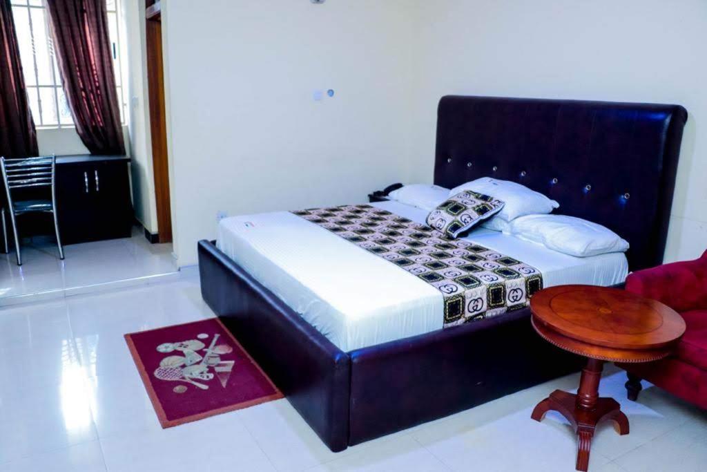 Dc Ambassadors Hotel Dawhwenya 외부 사진