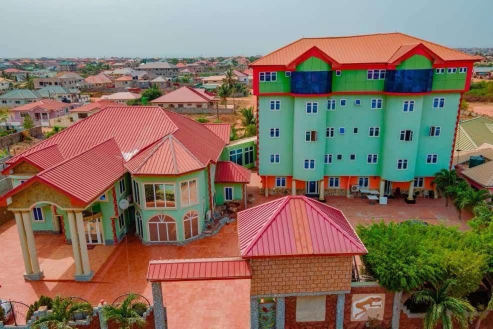 Dc Ambassadors Hotel Dawhwenya 외부 사진